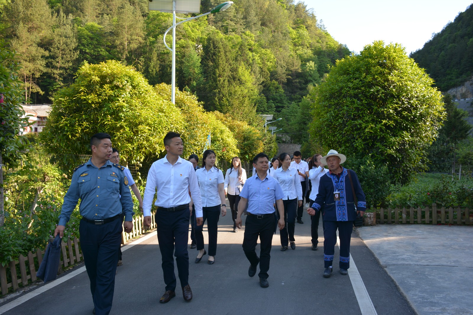 近观乡村变迁1.JPG 近观乡村变迁1.JPG