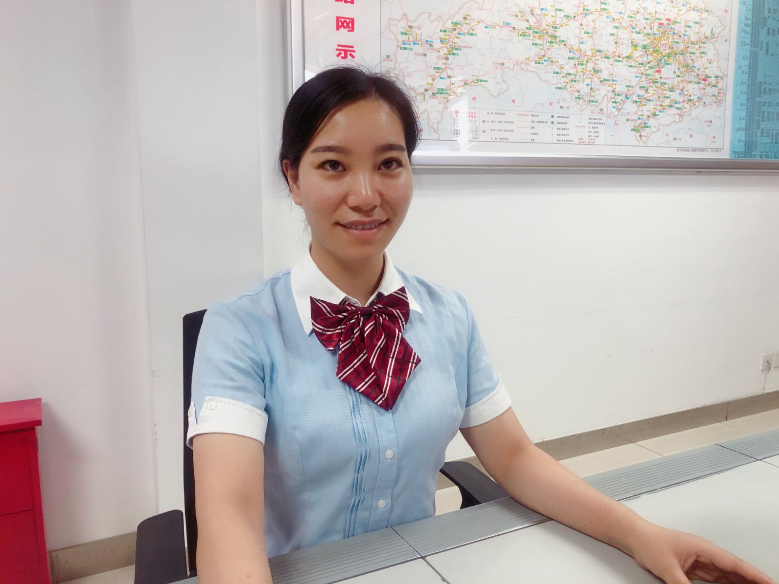 王黎丽.jpg 王黎丽.jpg