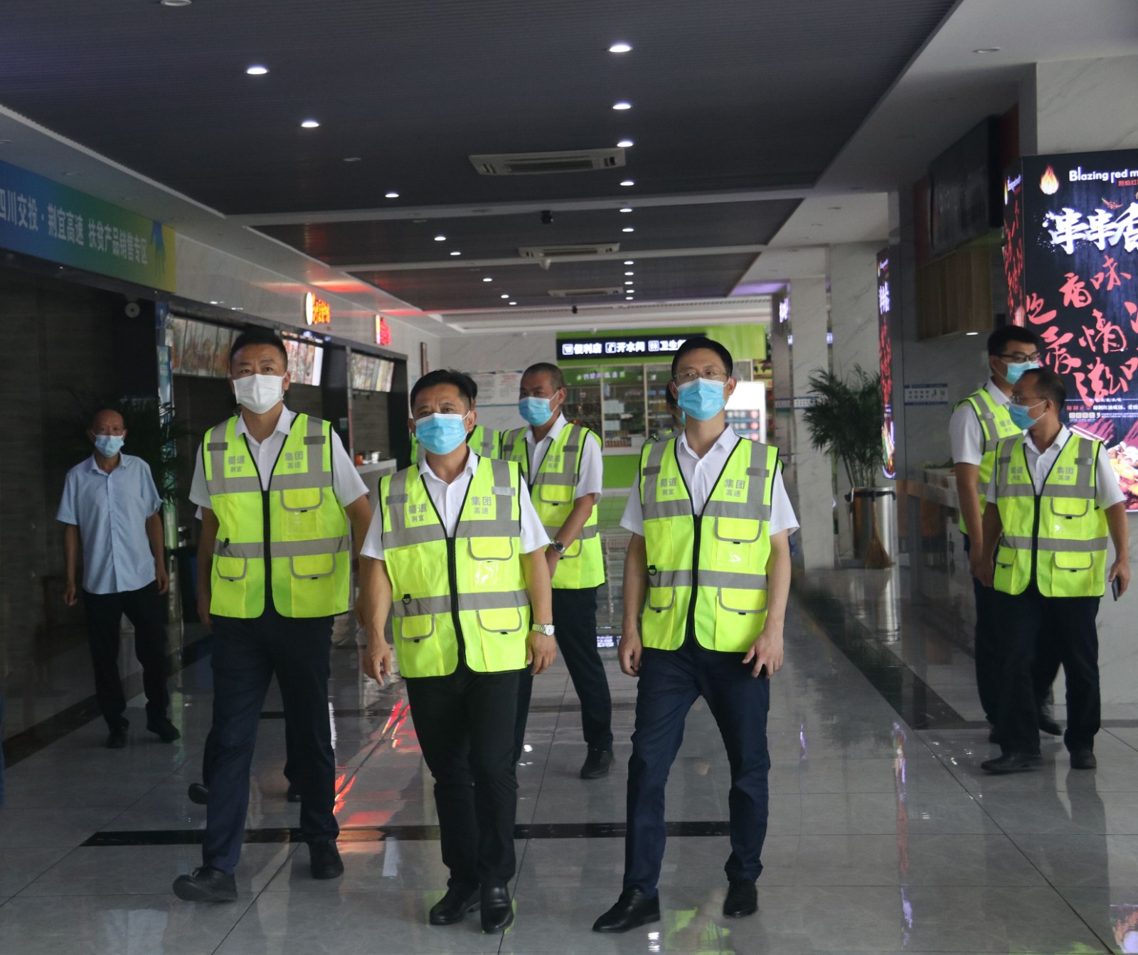 LH77L]T}P$BZKNWBVI)M%F4.jpg
