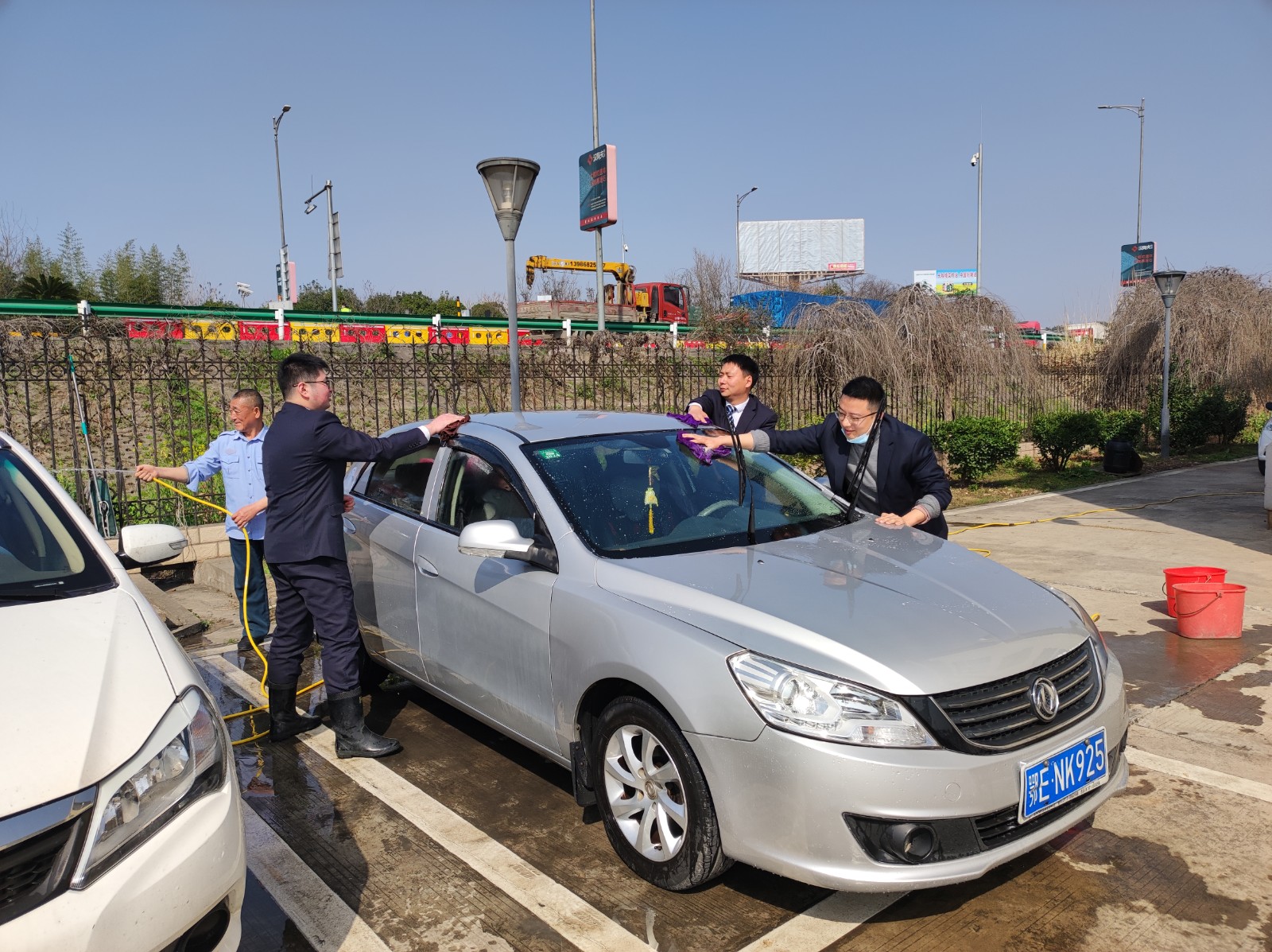 洗车2.jpg