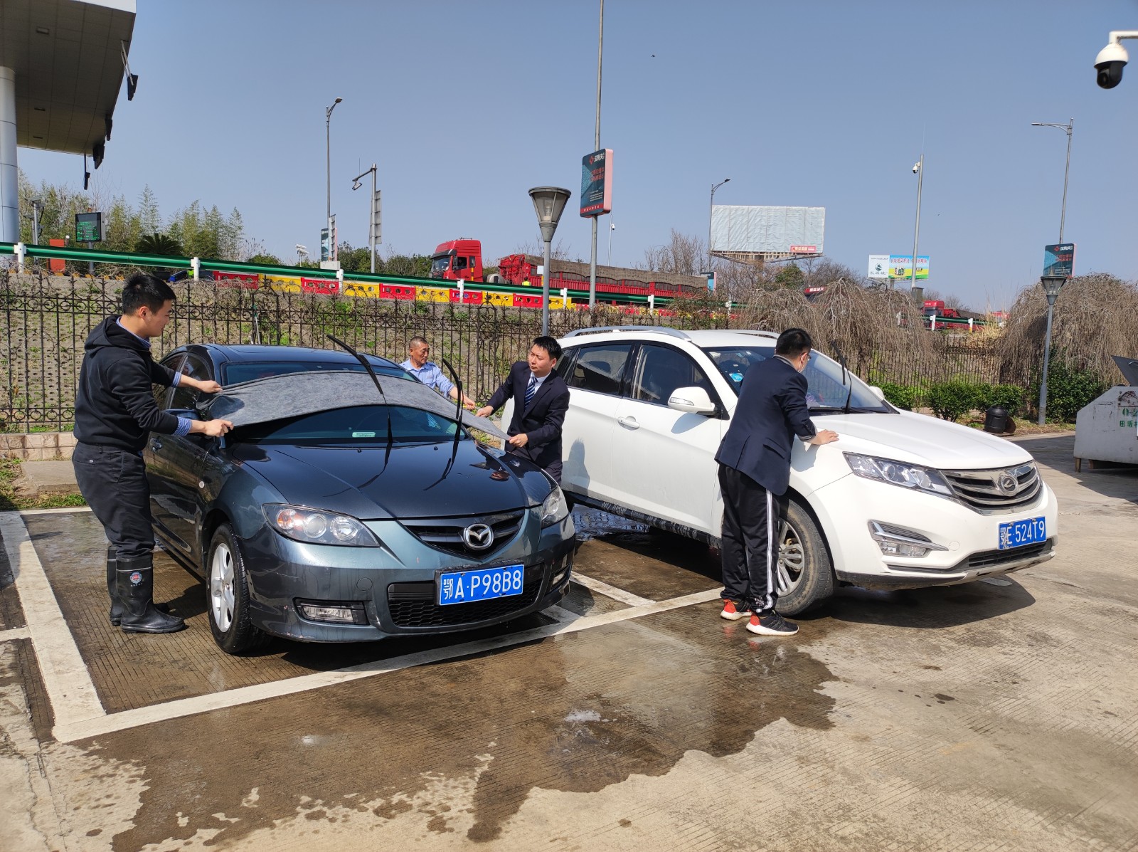 洗车1.jpg