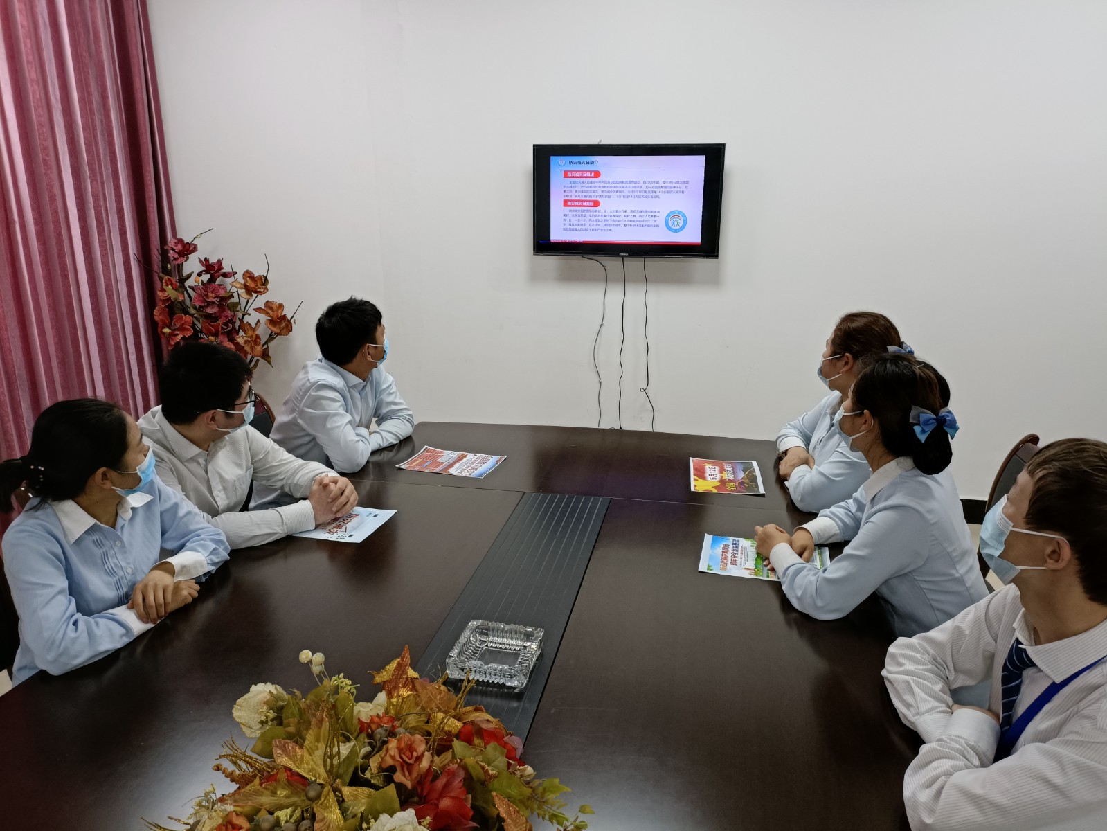 鸦鹊岭.jpg