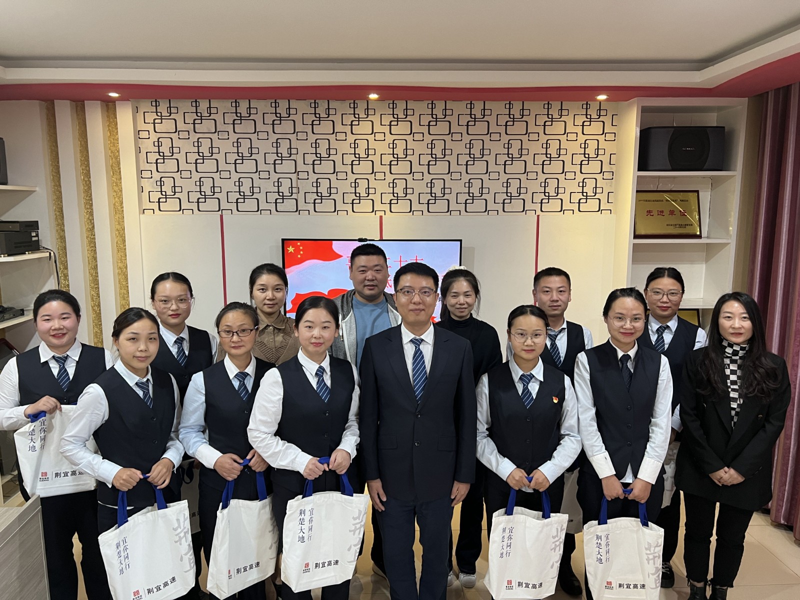 QQ图片20221013173111.jpg