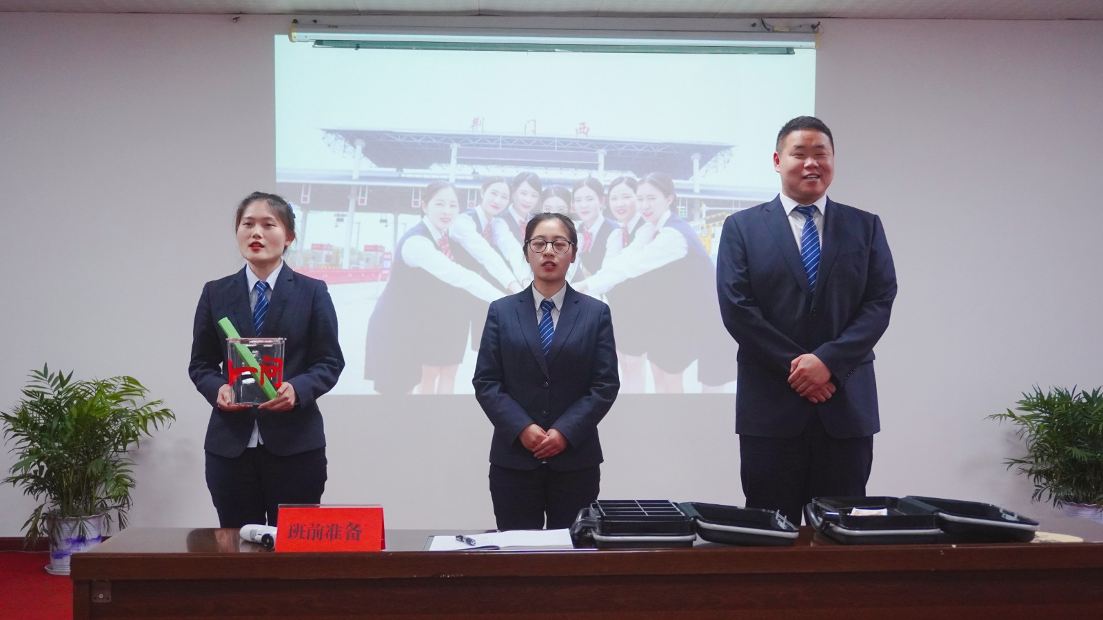 5.情景剧《学习二十大 创星在行动》.jpg 5.情景剧《学习二十大 创星在行动》.jpg