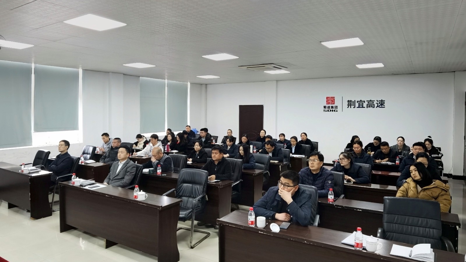 图6.jpg 图6.jpg
