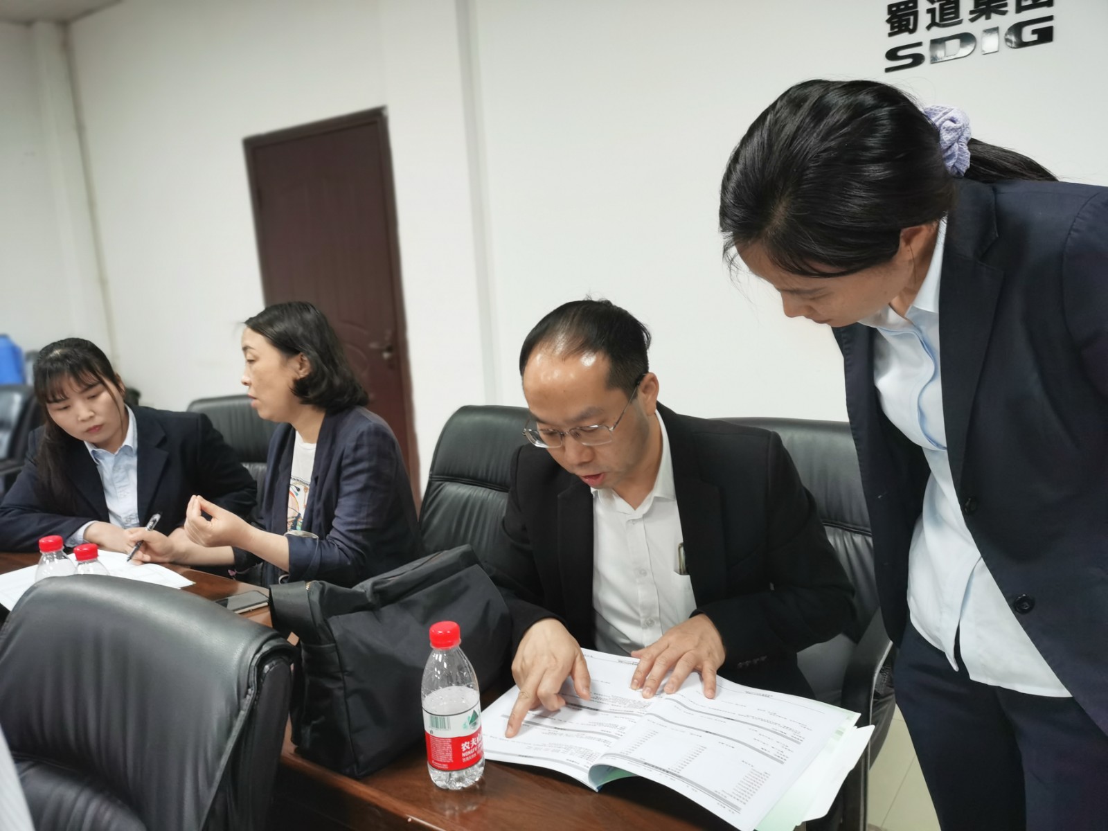 现场答疑1.jpg 现场答疑1.jpg