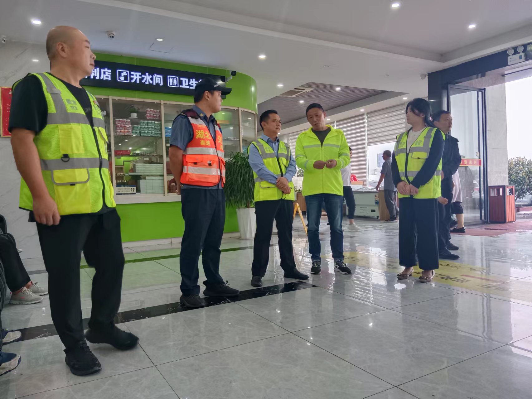 了解服务区餐饮商店的运营情况.jpg 了解服务区餐饮商店的运营情况.jpg