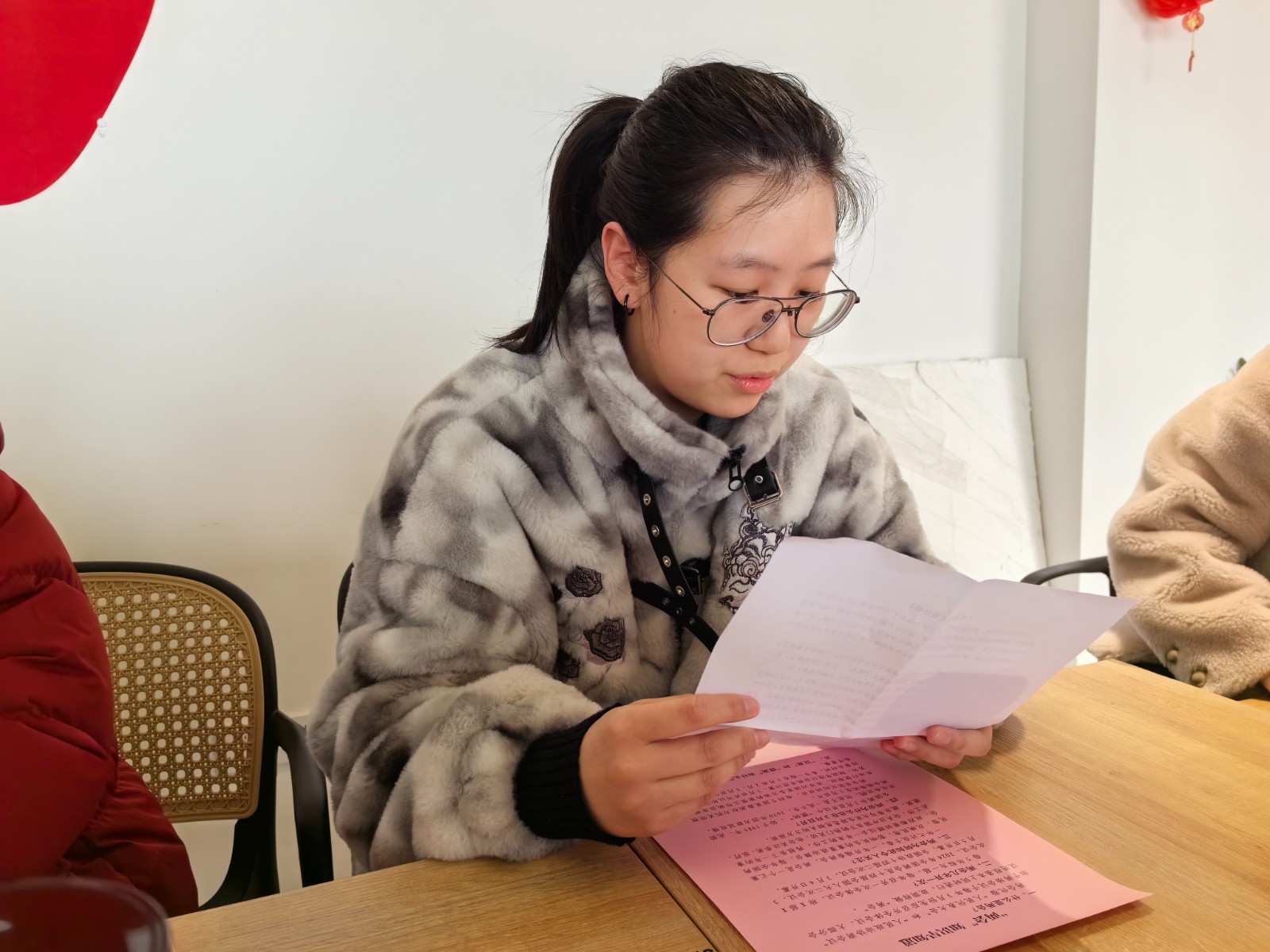 聆听两会声音 普及法律知识2.jpg 聆听两会声音 普及法律知识2.jpg
