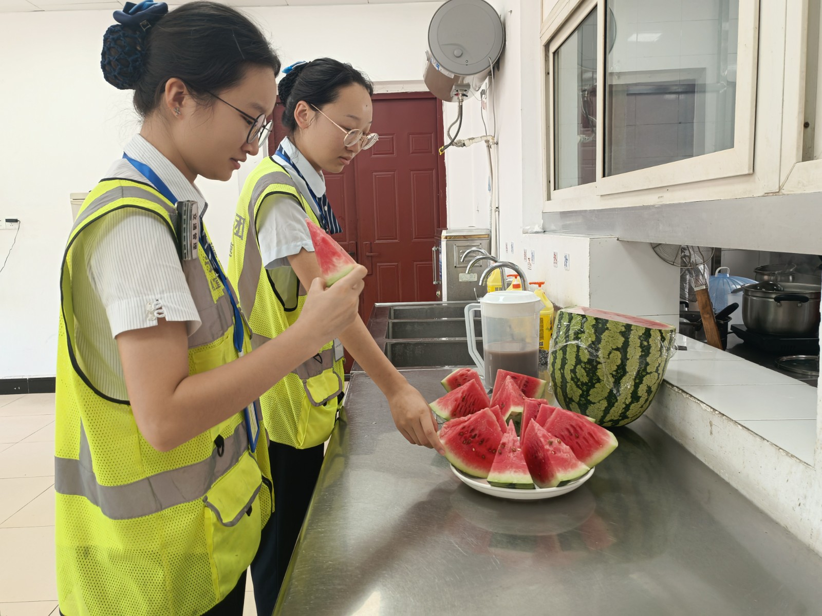 图片3.jpg 图片3.jpg