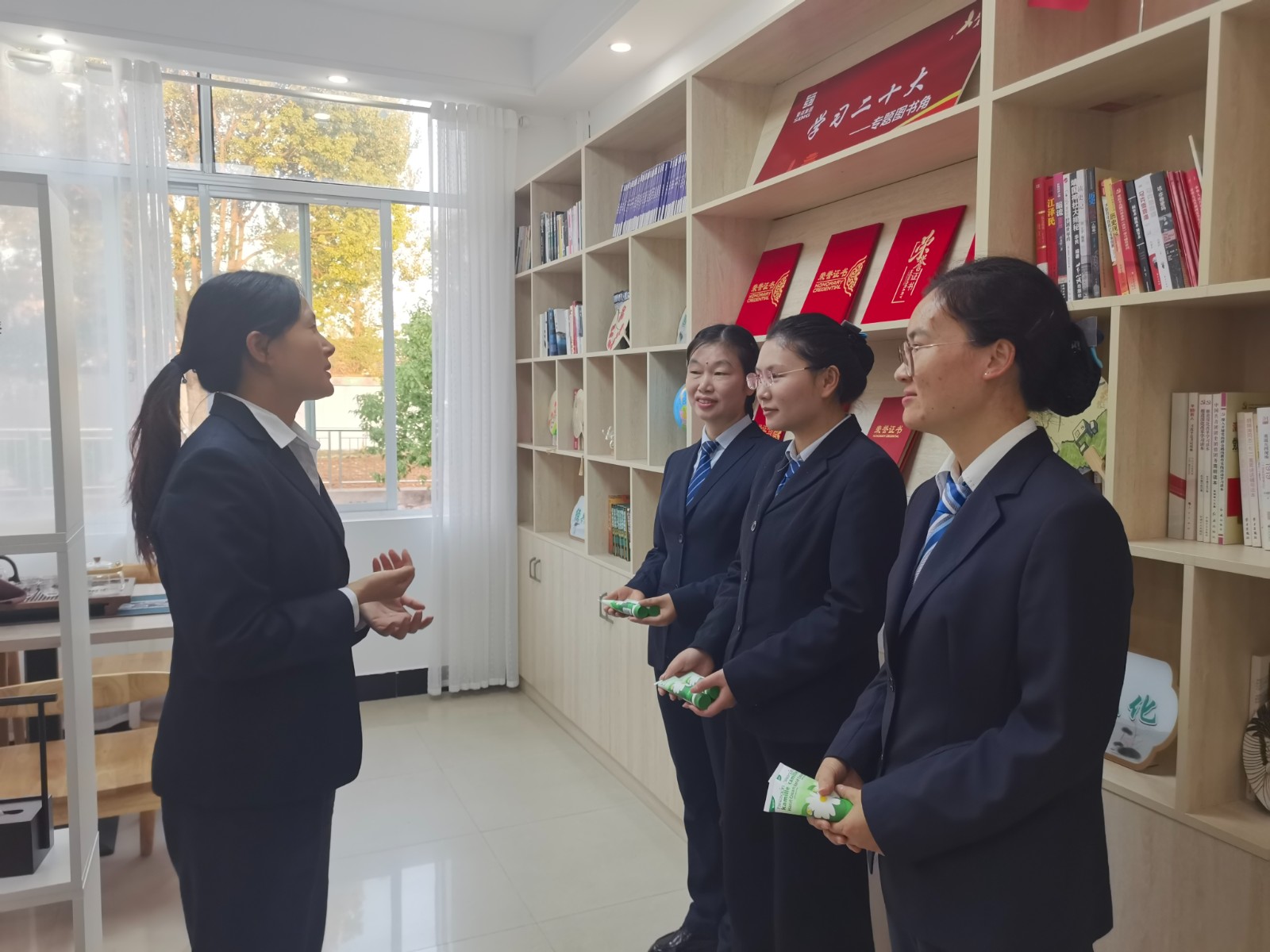 双莲管理所:汇聚莲廉力量_继续前行.jpg 双莲管理所:汇聚莲廉力量_继续前行.jpg