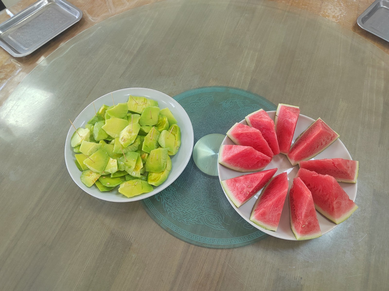 3配备防暑降温物品..jpg